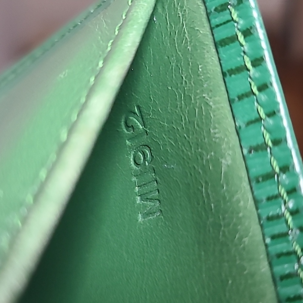 Louis Vuitton Epi Green Leather Compact Wallet - Picture 9 of 16
